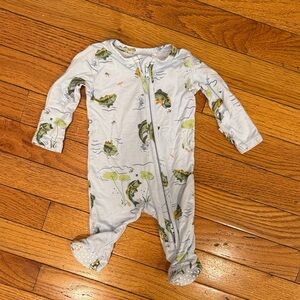 Angel Dear Blue Bass Print Footie